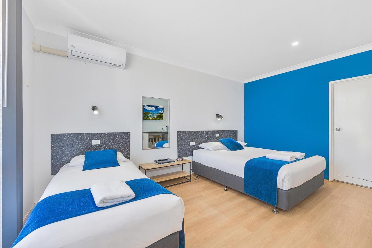 פורבס Plainsman Motel מראה חיצוני תמונה